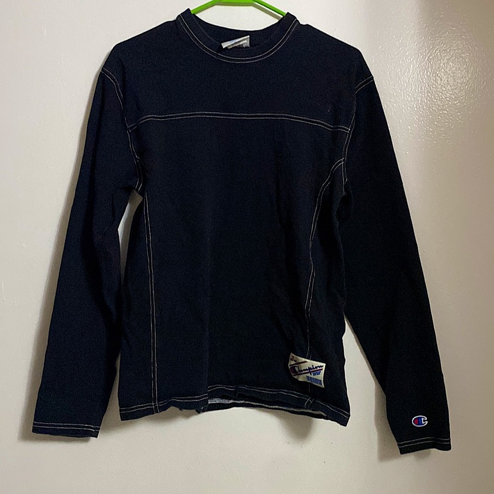 champion crew neck black sweater with white stitching